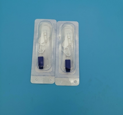 type jetable de pression positive du papillon 22G infusion courante de canule d'Iv pour des adultes bleus