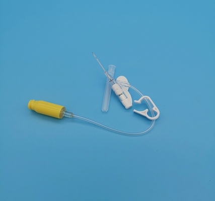 IV type jetable jaune infusion néonatale pédiatrique de pression positive de papillon de la canule 24G